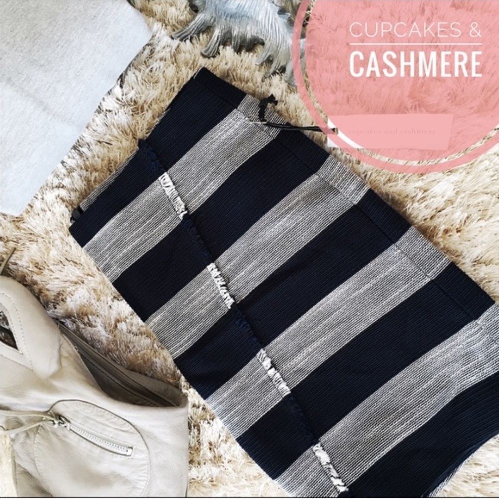 CUPCAKES & CASHMERE Stripe Boucle Skirt A-44